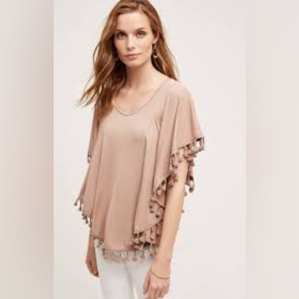 Small fits medium Anthropologie Eri + Ali Tasseled dolman Poncho Top beige